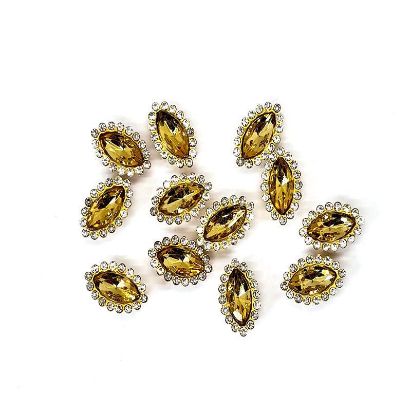Hand-Sewn Rhinestone Sunflower Crystal Clasp DIY Clothing Accessory