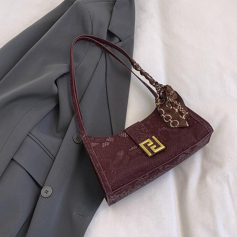 

Сумка 2025 весна новая сумка через плечо повседневная мода простая сумка нишевая сумка подмышки ретро сумка-мессенджер бордовый