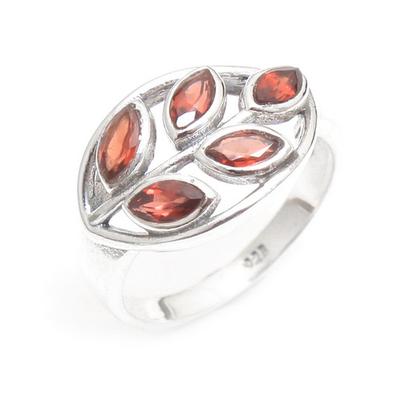 Gioielli con pietre preziose, anello di granato rosso, gioielli fatti a mano, anello d'argento, regalo per la mamma