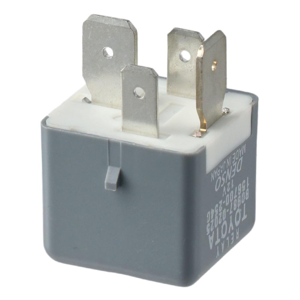 

0.98*1.06*0.98inch 90987-02025 Plastic and metal 4 Pins 12V 80A Fuel water pumps