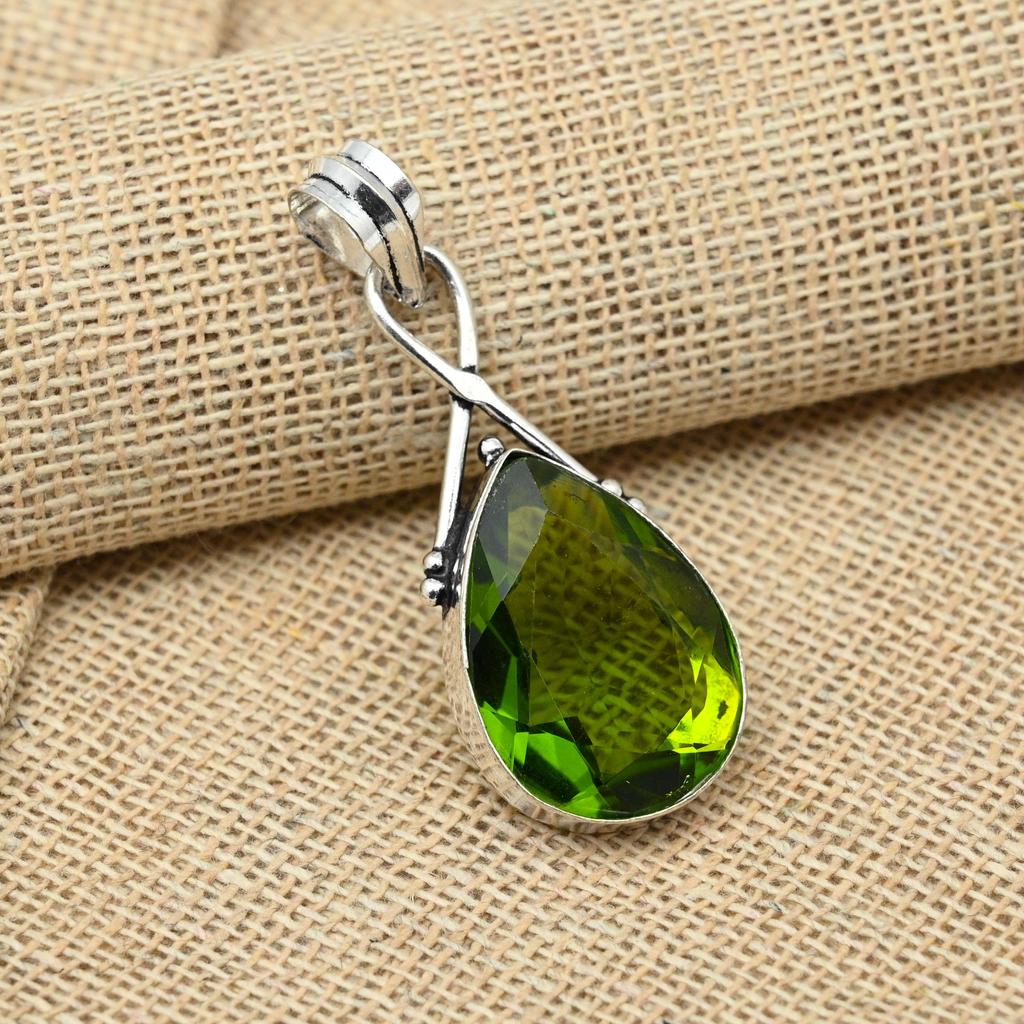 Peridot Gemstone Solid 925 Sterling Silver Handmade Excellent Pendant Jewelry