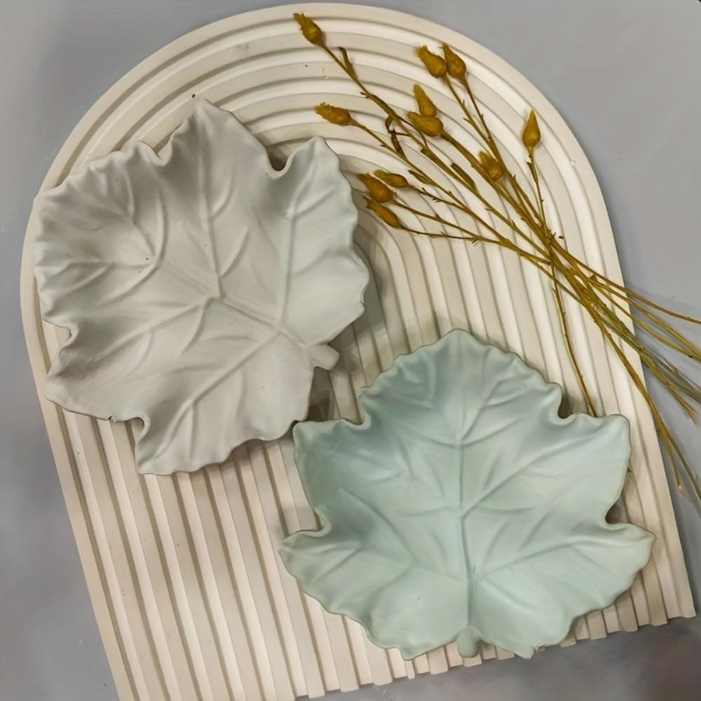 Silicone Ash Tray Mold 3D Maple Leaf Snack Dish Mould New Resin Casting Mold Craft Making