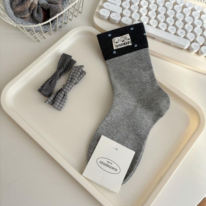Ladies Autumn Cartoon Cute Dog Cloth Logo Striped Polka Dot Contrast Color Cotton Medium Tube Pile Socks
