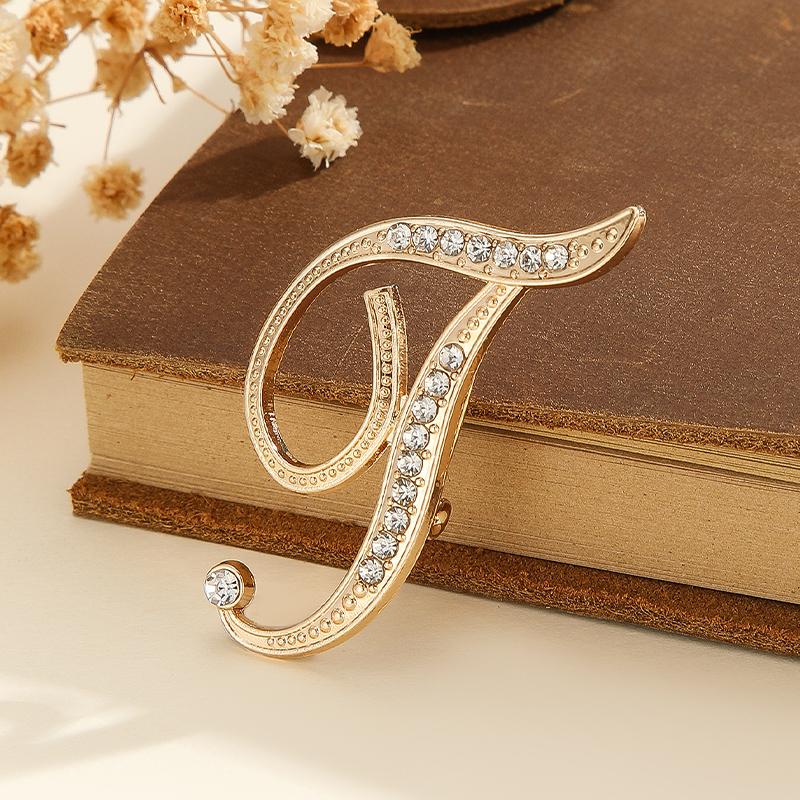 

26 Letters Women Collar Brooch Elegant Temperament Pin Jewelry