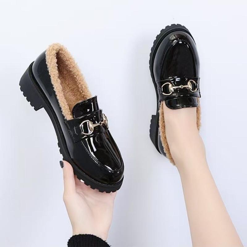 Rundkopf flauschige kleine Lederschuhe für Damen Winter neue modische flachbodige Plüsch warme Liebe kleine Lederschuhe