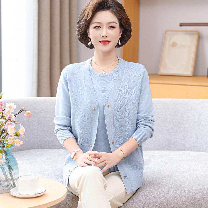 

Elegant Knitwear Two-Piece Set for Women - Cardigan & Top, Versatile Fashion for Middle-Aged and Elderly, New Spring/Autumn Arrival. L (Recommended 80-100 jin)