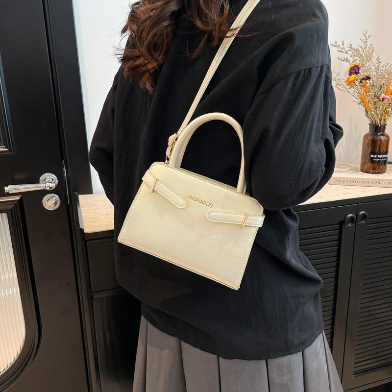 Modische Pendler-Handtasche Damen neue einfache temperamentvolle kleine quadratische Tasche vielseitige Einzel-Schulter-Umhängetasche Damen-Tasche