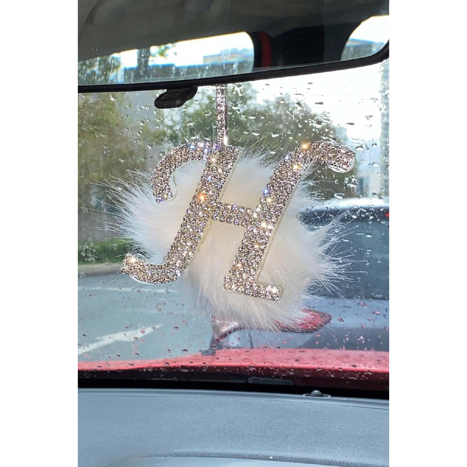 

Stone Rear View Mirror Necklace Accessory With White Feather H Letter