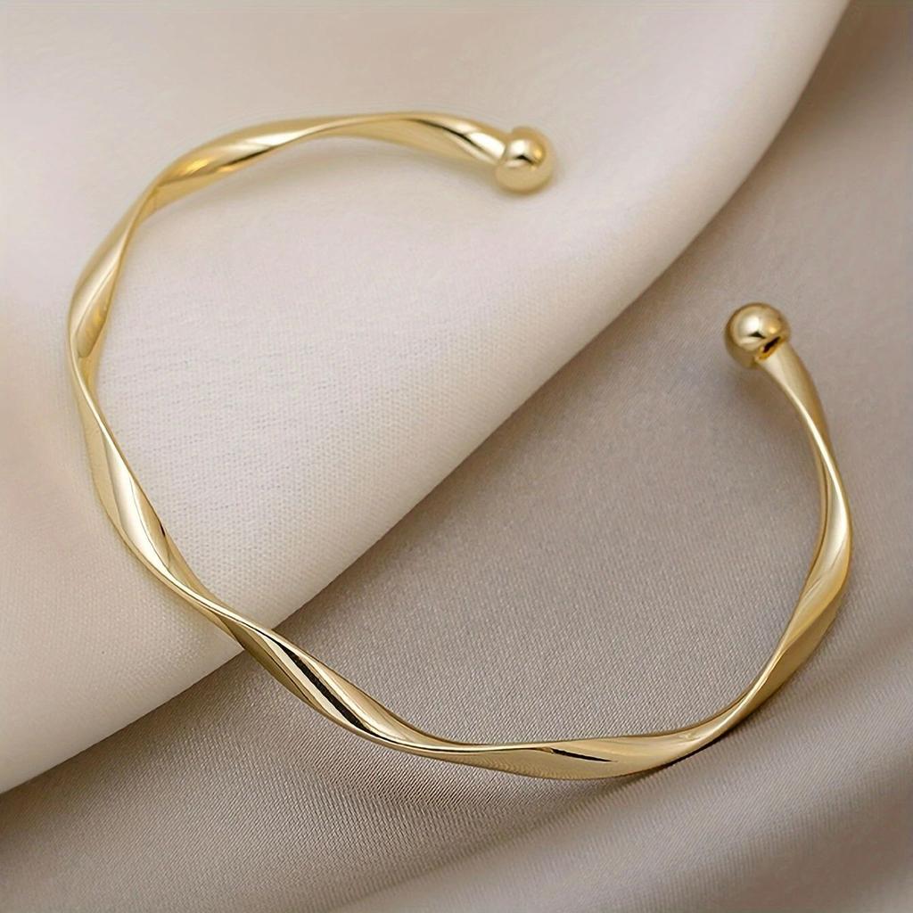 Charm Gold Silver Color Bangles for Women Minimalism Fashion Twisted Couple Cuff Bracelet New Trendy Jewelry Girls Wedding Gift