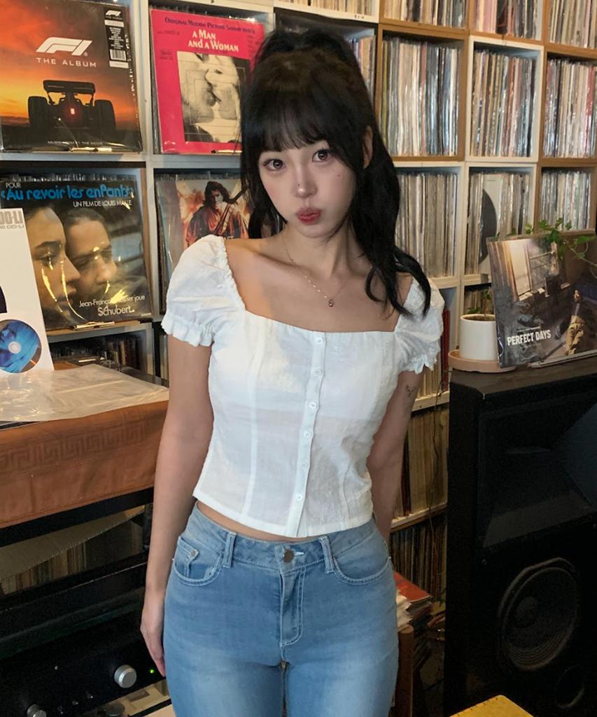 YOUHEE Puff Sleeve Blouse_White
