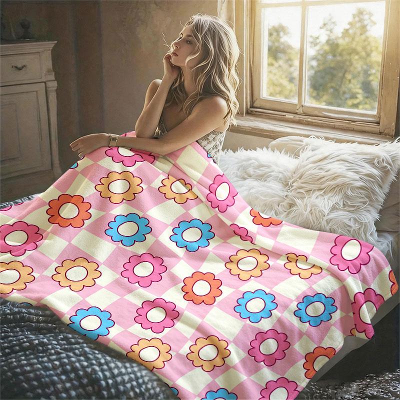 Retro Flowers Checkerboard Flannel Blanket Perfect for Sofa Office Bed Travel Sleep Read Relax Camping Four Season Use