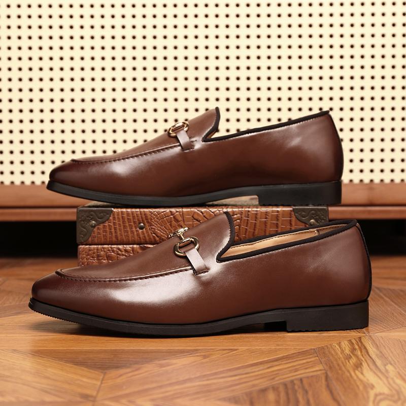 Pánské kožené ležérní boty špičkové značky Klasické hnědé svatební boty pro ženicha Boty do práce pro muže Protiskluzové