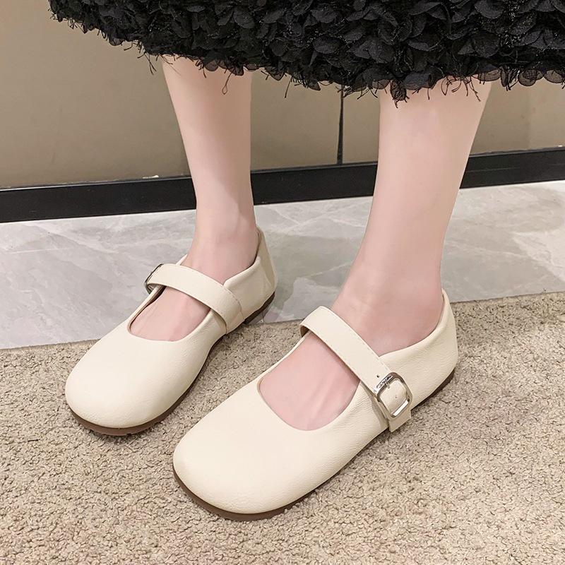 

Gentle wind Mary Jane shoes women s flat-soled single shoes summer 2025 new shallow mouth one pedal with skirt small leather shoes 40