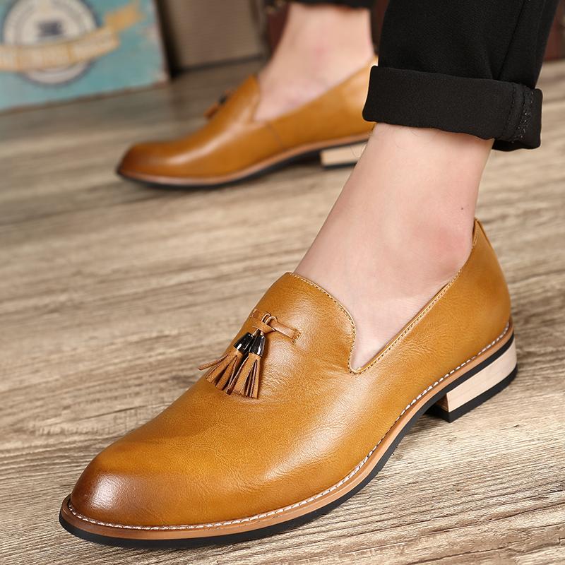 Fashion pointed Leather Brand Luxury Men Casual Driving Designer Brown Black Loafers Mens Moccasins Italian Wedding Dress Shoes tassel