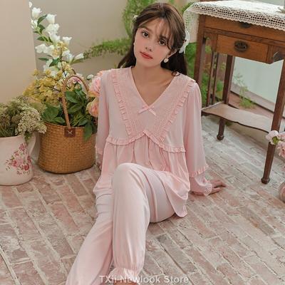 Langärmeliger Pyjama-Set Französische Spitze Hofstil Herbst Zweiteilige Hauskleidung Kann Extern Getragen Werden