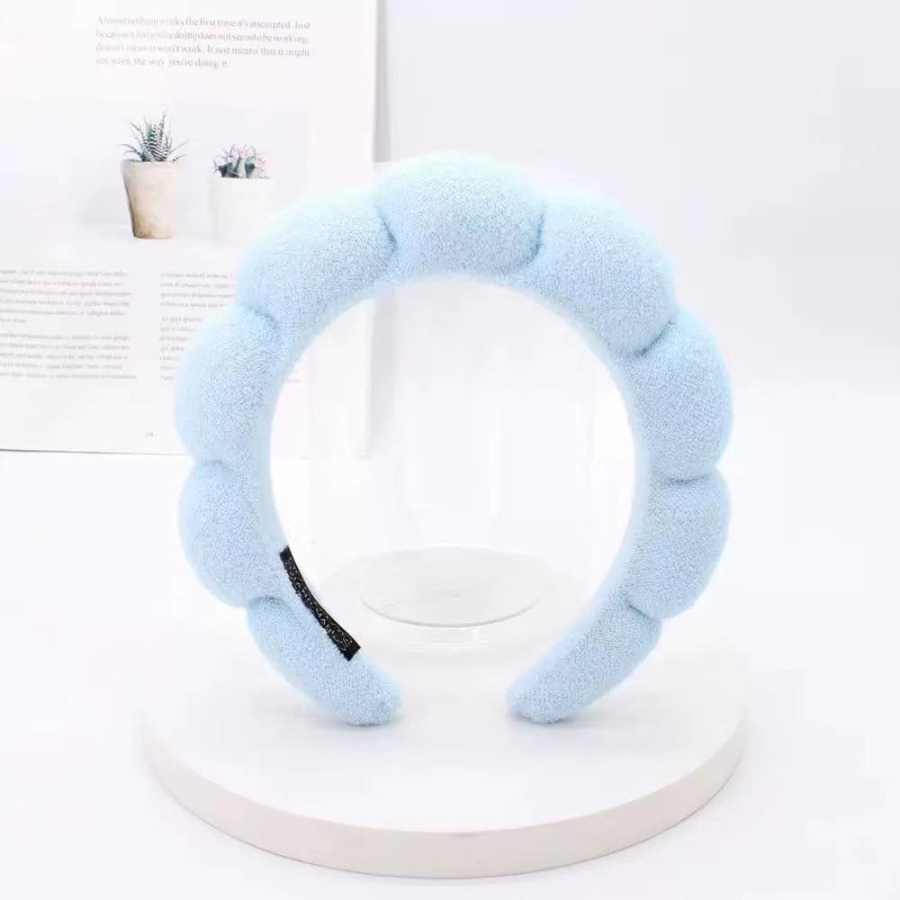 

Women s Cross-Border Hair Accessory Set: Sponge Twist Headband, Claw Clip, and Skull Top Wristband