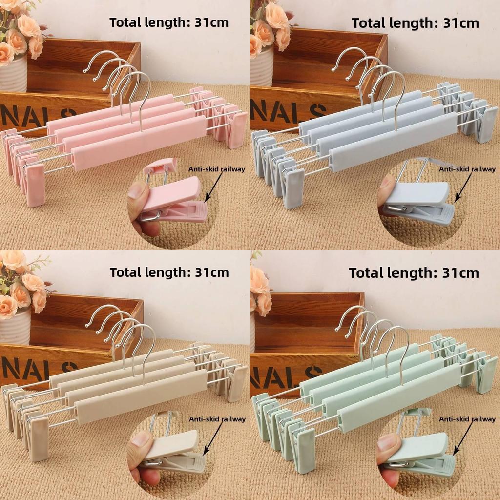 Modern Plastic Clothes Hangers With Antislip Design For Wardrobes And Garment Shops