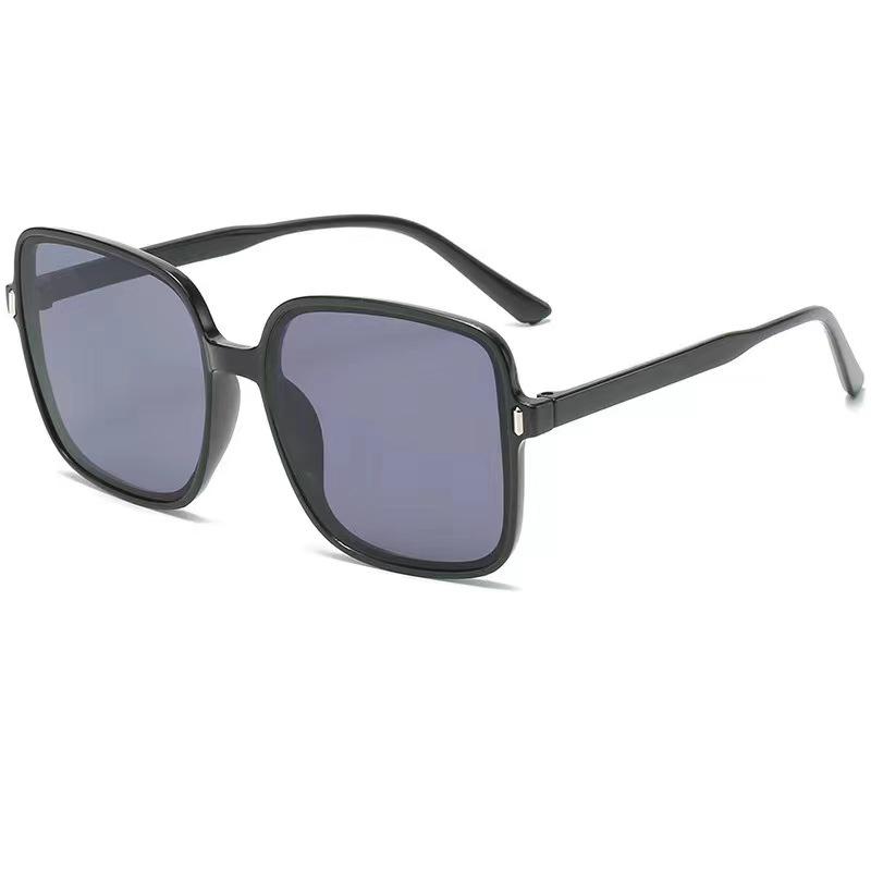 Women's Trendy Photochromic UV Protection Retro Square Sunglasses