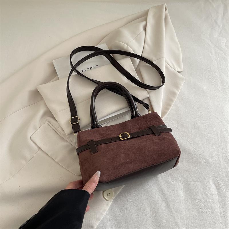 

New Fashion Versatile Retro Suede Suede Face Support Special Design Portable Shoulder Bag коричневий