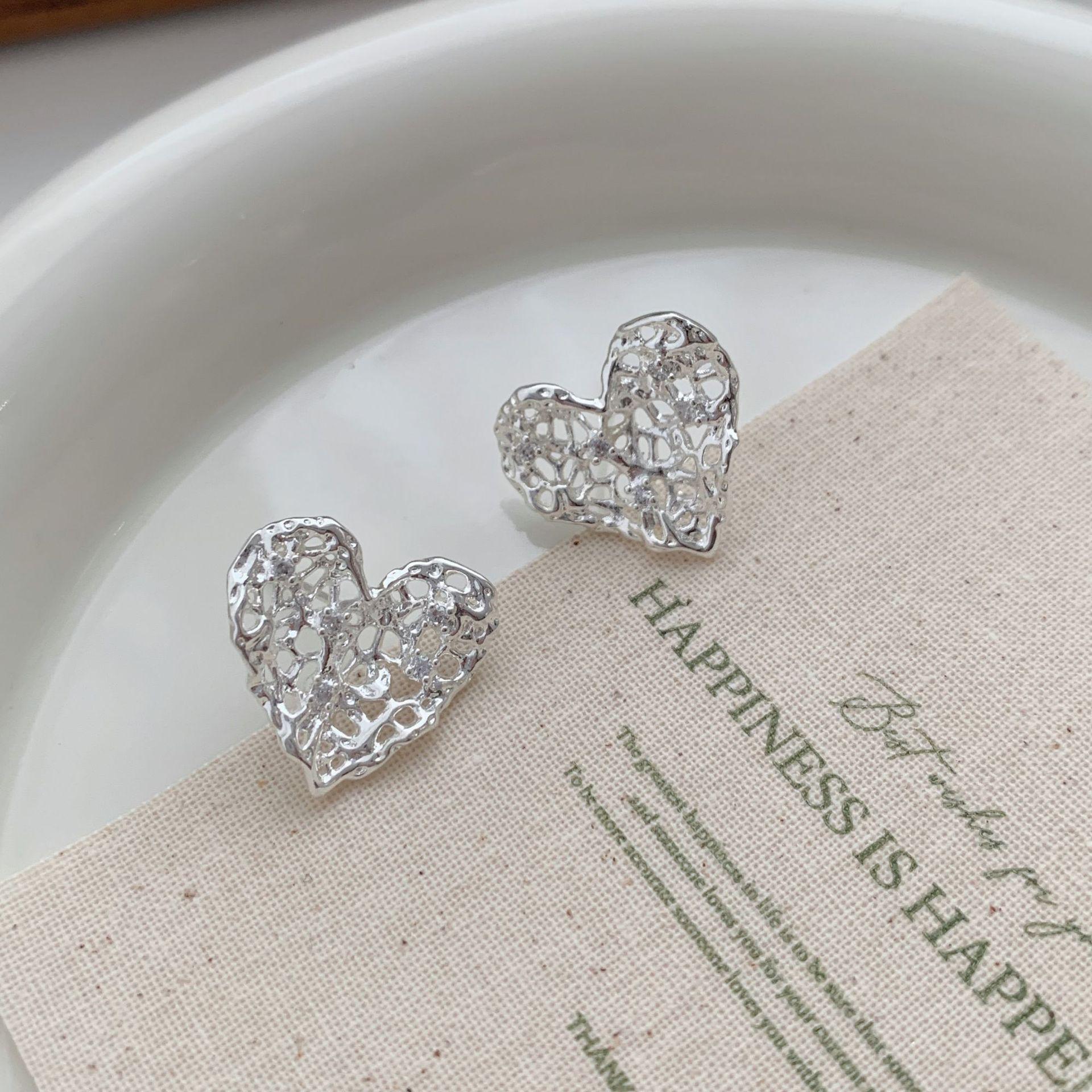 Minimalist Heart Stud Earrings: Hollow-Out Design, Unique Style for Trendy Women