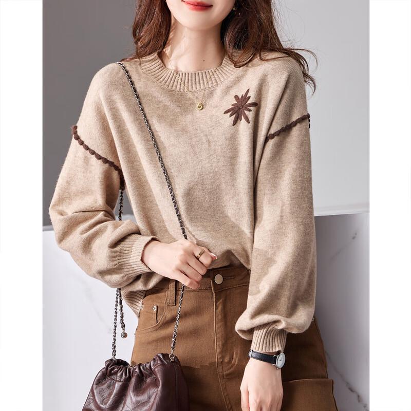 Women's Meilade Style Round Neck Knit Sweater