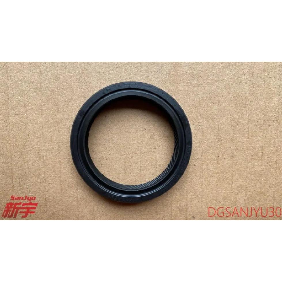 PAJERO3.4 V70V60V80V90 OIL SEAL,T/F REAR OUTPUT SHAFT 3231A047(MB919210) Original SHL2 42.8 55 11 AE
