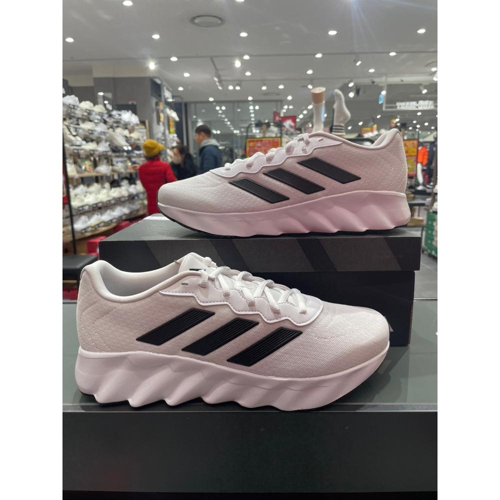 

Adidas [ABC Mart] ADIDAS SHOES SWITCH MOVE ID5252 FTWHT CBBLACK HALSIL