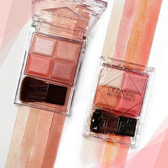 Cezanne Mix Color Cheek N02 Pure Coral 7.1g Powder Moisturizing 4 Gradation Brush Gram (x 1)