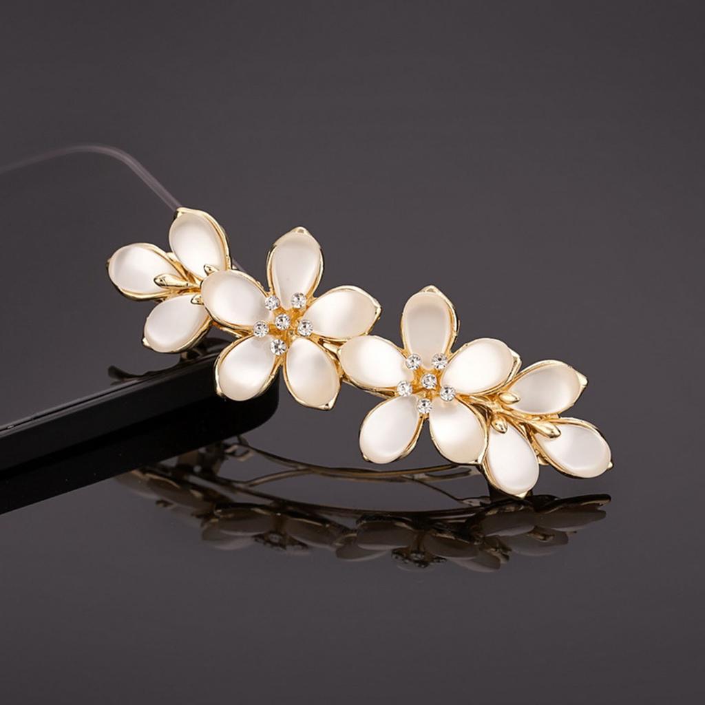 Elegant Rhinestones Cat Eye Spring Hair Clip For Women Girls Daily Use Delicate Floral Design Secure Grip Barrettes