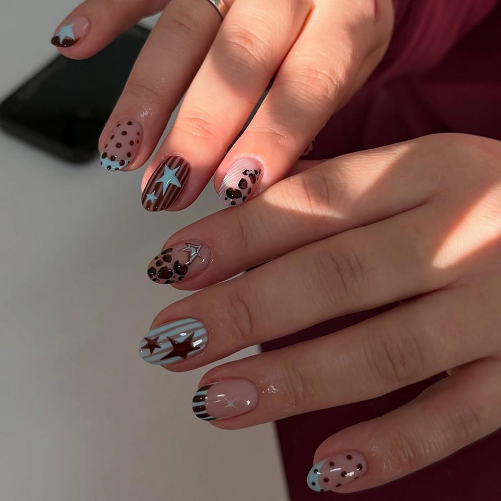 24pcs French False Nails with Star Prints Design Retro Polka Dot Press On Nails for Women Daily Wear