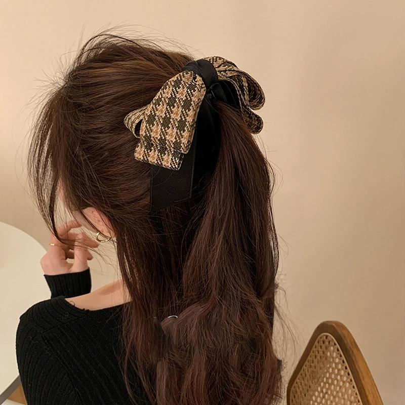 Banana Hair Clips Women Bow Headwear Banana Hairpin Korean Fabric Art Hairgrips Simple Hair Barrettes Headband Headwear