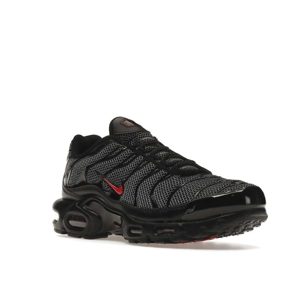 Nike Air Max Plus Bred Metal Mesh Men Sneakers Black University-Red DO6383-001