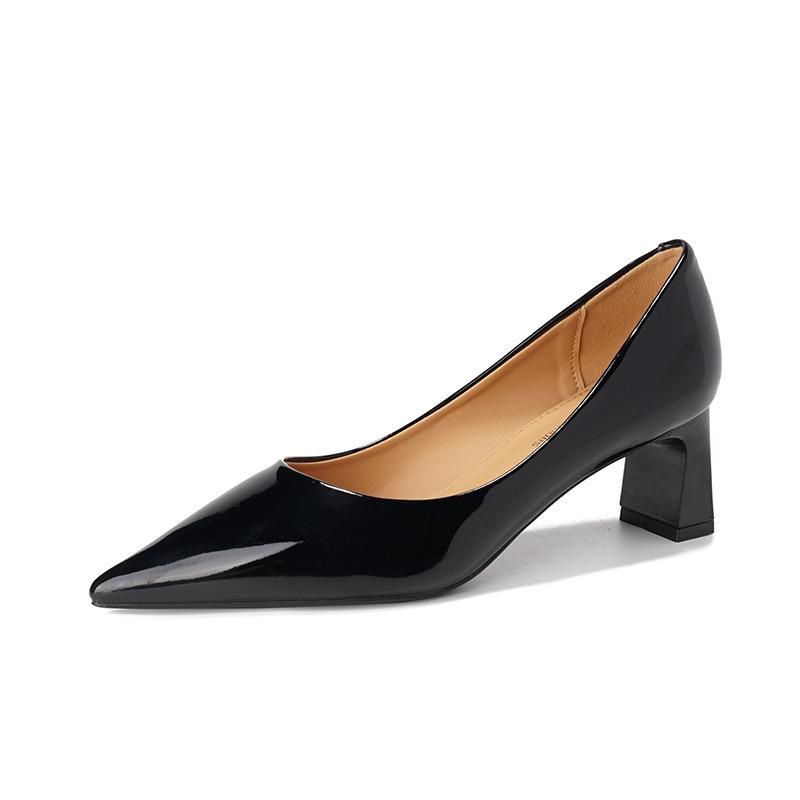 

New pointed-toe block heel patent leather single shoes temperament versatile banquet wedding shoes single shoes high heels women 40