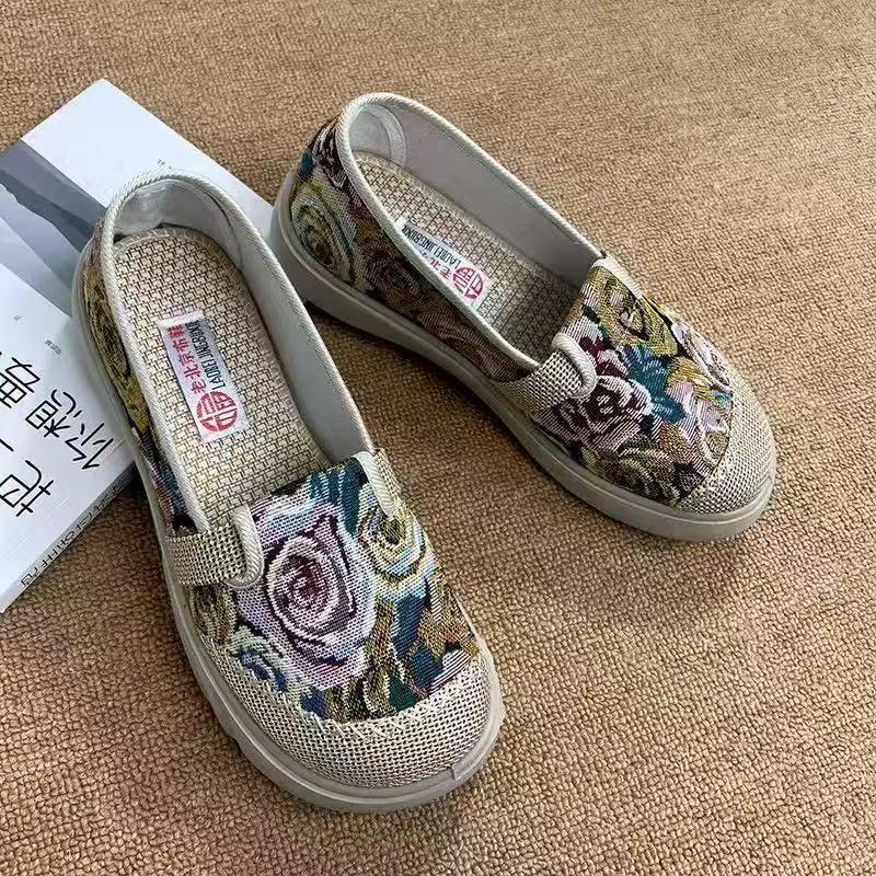 Processing customized new old ******* cloth shoes 25 ****** versatile one-pedal non-slip s**t sole lightweight foreign trade fisherman shoes