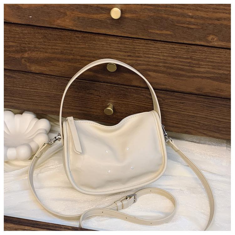 

2025 new simple solid color messenger bag fashion niche lightweight mini shoulder bag niche texture casual bag