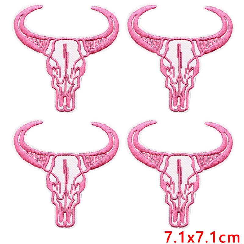 10pcs Wholesale Western Cowboys Embroidered Diy Hats Backpack Sewing Badges Greet Cow Head Patch Iron On Patches Stickers 