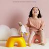 Guter Hocker Regenbogenform Fußhocker Kinder Tritthocker Sitz für Wohnzimmer Innenmöbel Kinderhocker