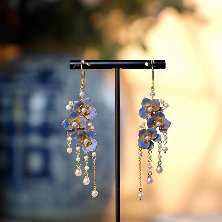 Gilding Silk Tian-Tsui Burnt Blue Inlaid Pearl Phalaenopsis Tassel Stud Earrings for Women New Chinese Classical Style