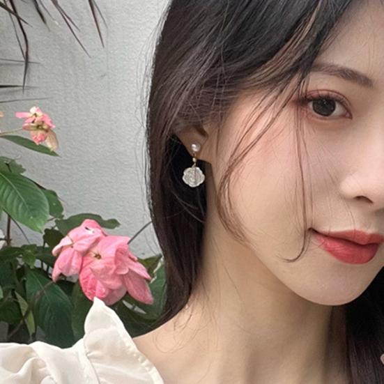 1 Pair Women Earrings Camellia Shape Faux Pearl Design Show Unique Charm Alloy Mini Flower Style Elegant All-Match Drop Earrings for Dating