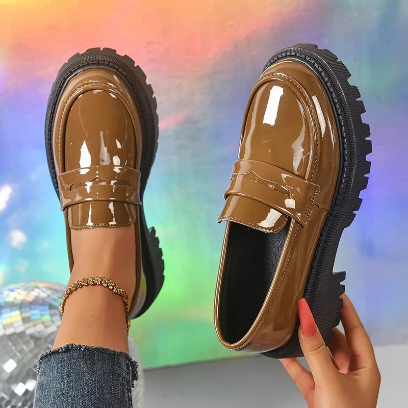 Fashion 2025 Spring New Pu Leather Loafers Women Vintage Soft Bottom Med Heel Pumps Ladies Outdoor Wear Resistant Platform Shoes Mujer