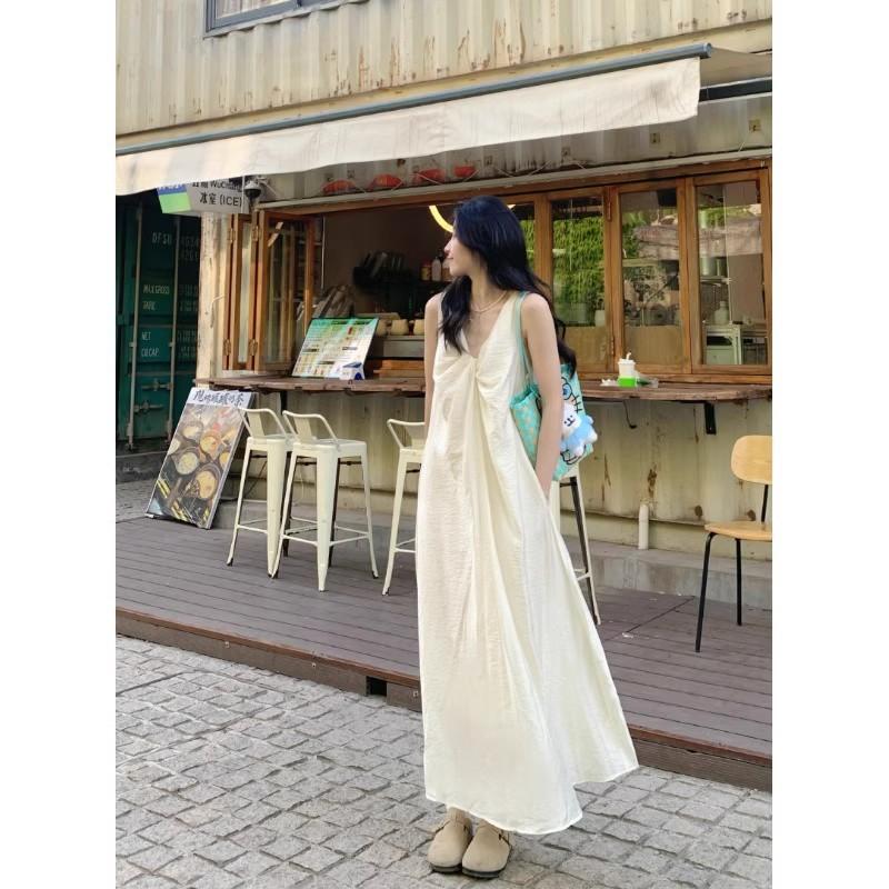 [Original fabric] Temperament V-neck kink pullover vest skirt women's summer new loose French holiday style jumpsuit