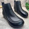 Soft-soled soft-faced mother shoes, new autumn and winter flat-soled huge comfortable huge warm huge good-looking velvet short boots