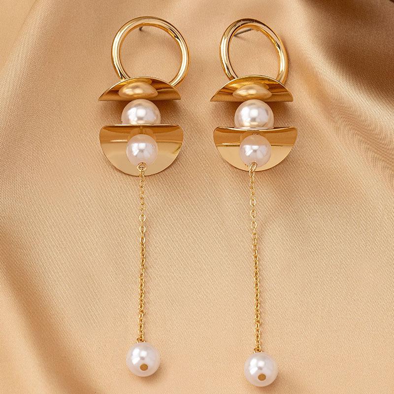 European and American Trend French Retro with Pearl Long Fringed Stud Earrings Niche Design Earrings Ear Jewelry