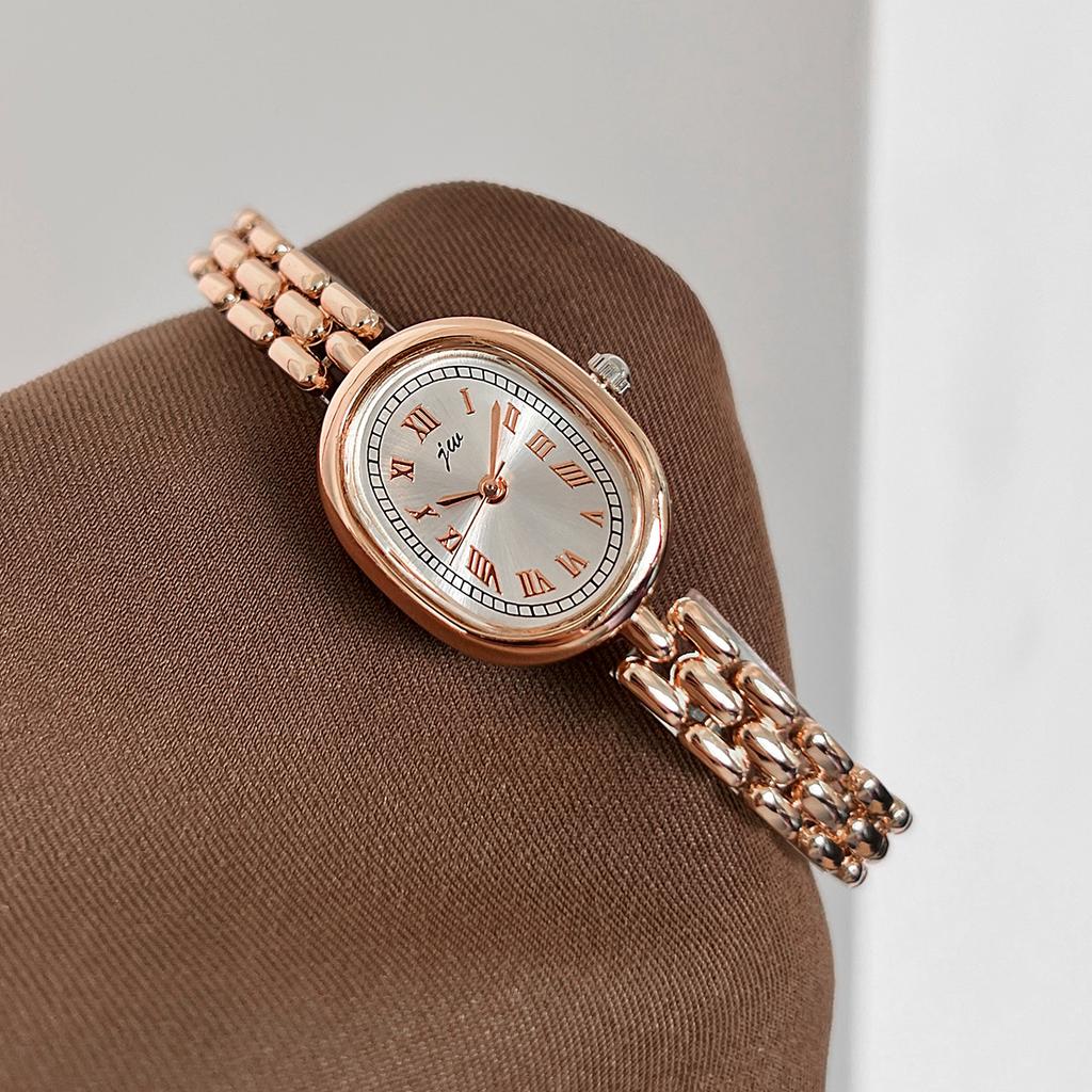 Ladies' Watches are simple niche high Aesthetic Artistic Versatile Oval Shaped Female Fashionable Quartz Clock Wristwatches