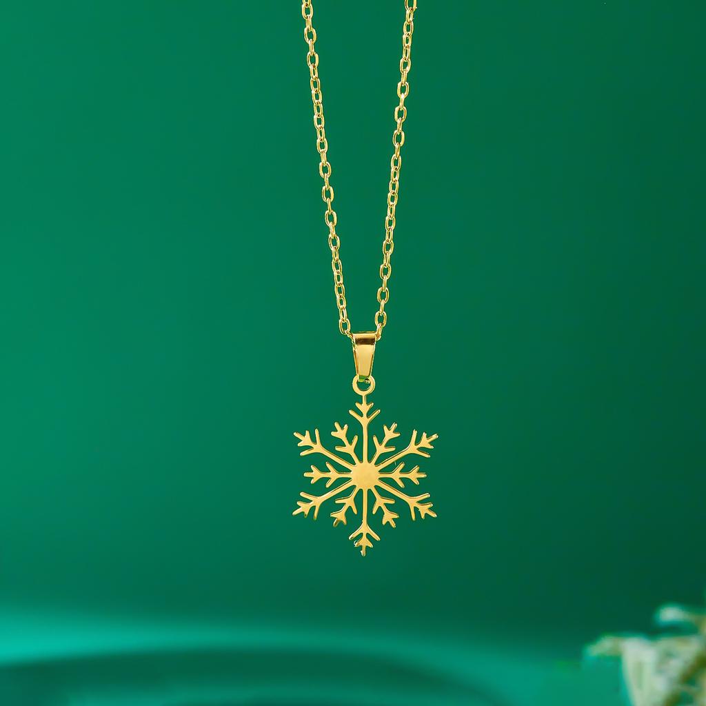 Stainless Steel Simple Christmas Necklace for Women Santa Claus Snowflake Xmas Tree Elk Pendant Clavicle Choker Party Jewelry