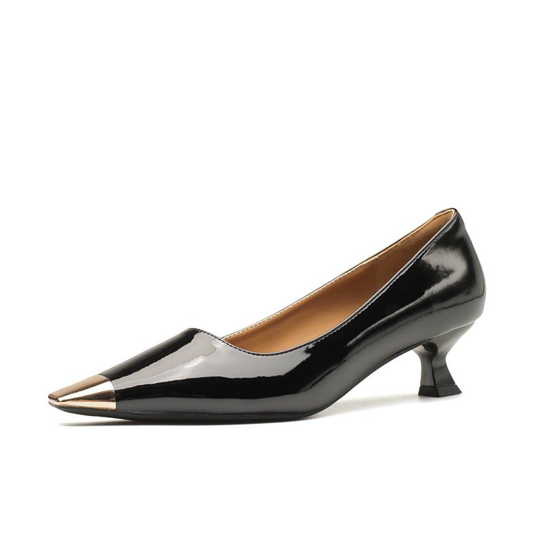 Red high heels women's fashion patent leather iron head French single shoes new daily wear not tired kitten and wedding shoes