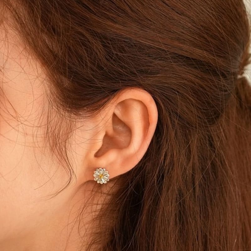 BELLOOGGI Daisy Sapphire earring(S) Daisy Yellow Sapphire Earrings