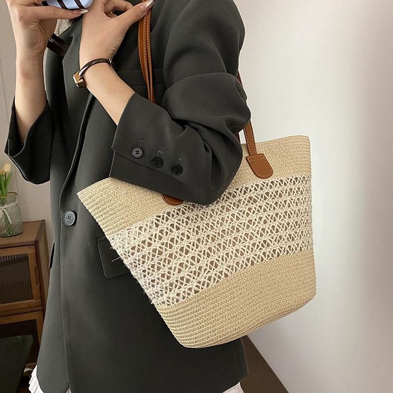 Popular vacation style woven big bag women's new fashion versatile commuter straw bag tote bag