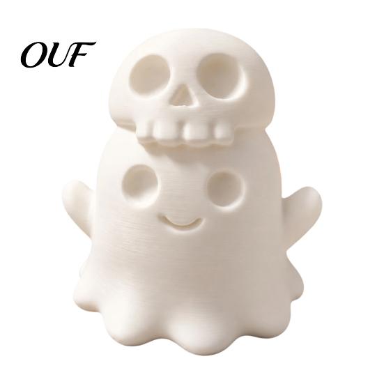 Desktop Skeleton Ornaments 3D Printed Cute Ghost Skull Figurine, Stacked on Statue Statue, Halloween Spooky Ornament, Fun Holiday Party Favors