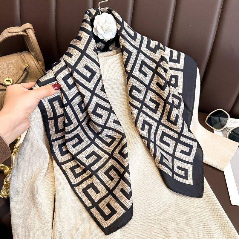 70 cm Beržų Miško Šilko Mišinio Šalikas: Moteriška pavasario/vasaros kvadratinė skarelė aliejinės tapybos stiliumi